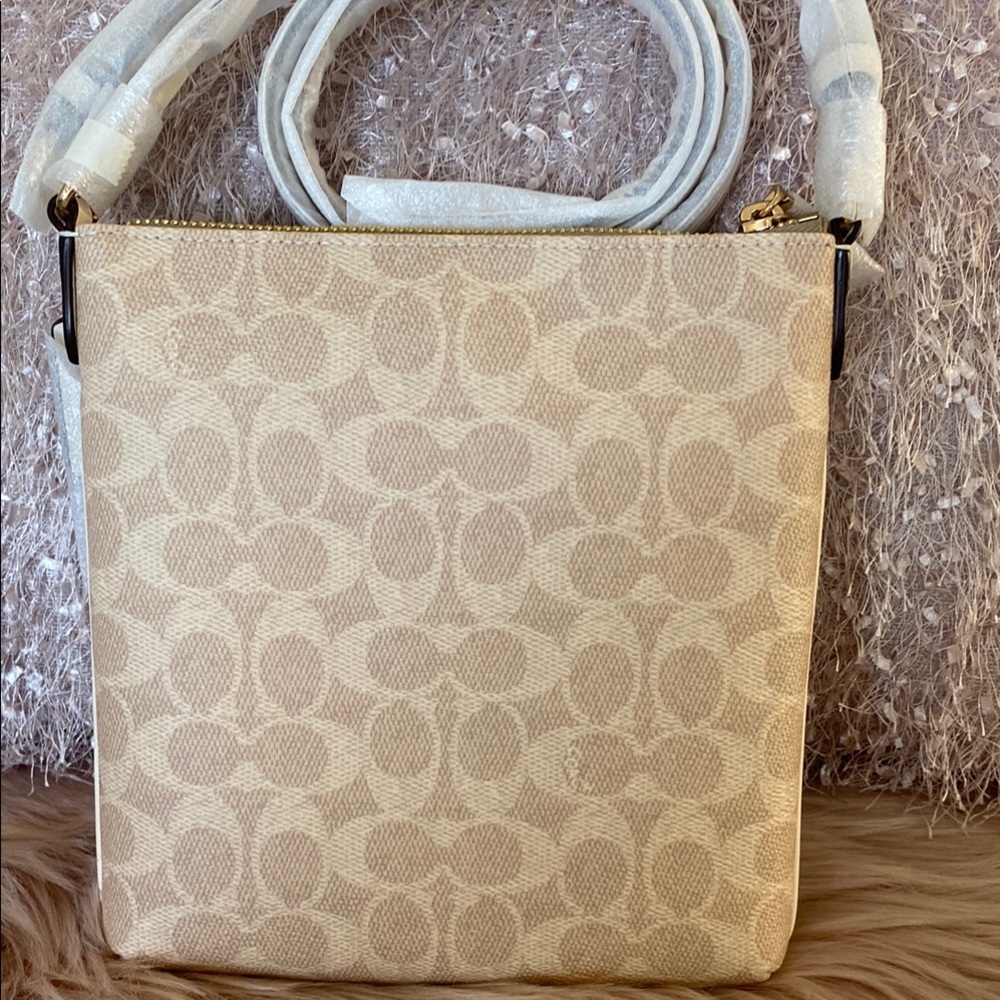 NWT Coach Mini Rowan File Bag In Signature Canvas - Picture 8 of 9